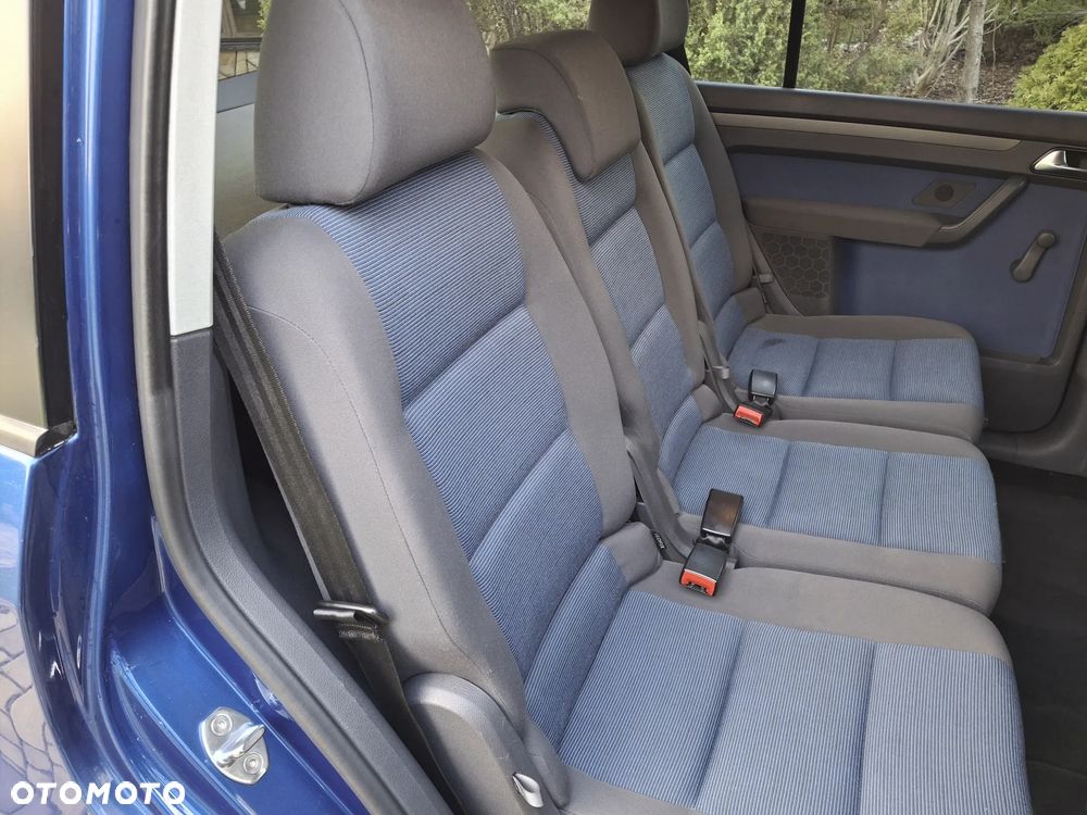 Volkswagen Touran 1.6 Basis - 14