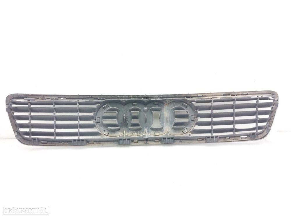 GRELHA FRONTAL AUDI A4 AVANT 1997 - 4