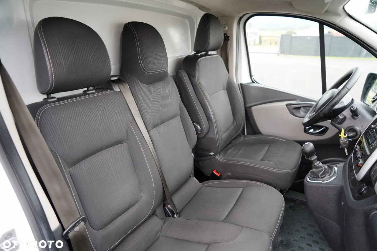 Renault TRAFIC / BLASZAK / ZABUDOWA WARSZTATOWA / MANUAL / SPROWADZONY / PO KONTRAKCIE SERWISOWYM - 29