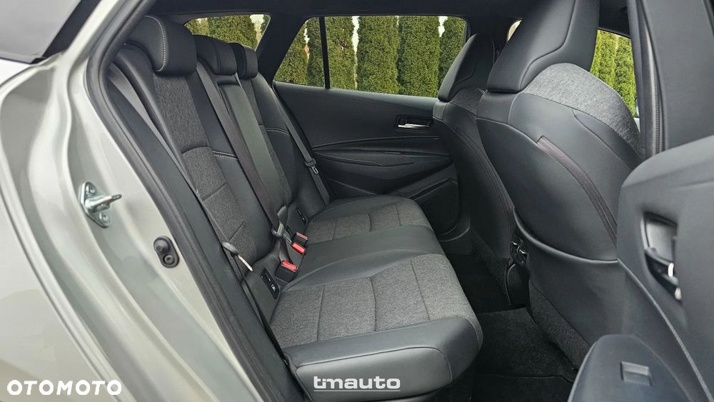 Toyota Corolla 1.8 Hybrid GPF Comfort - 16