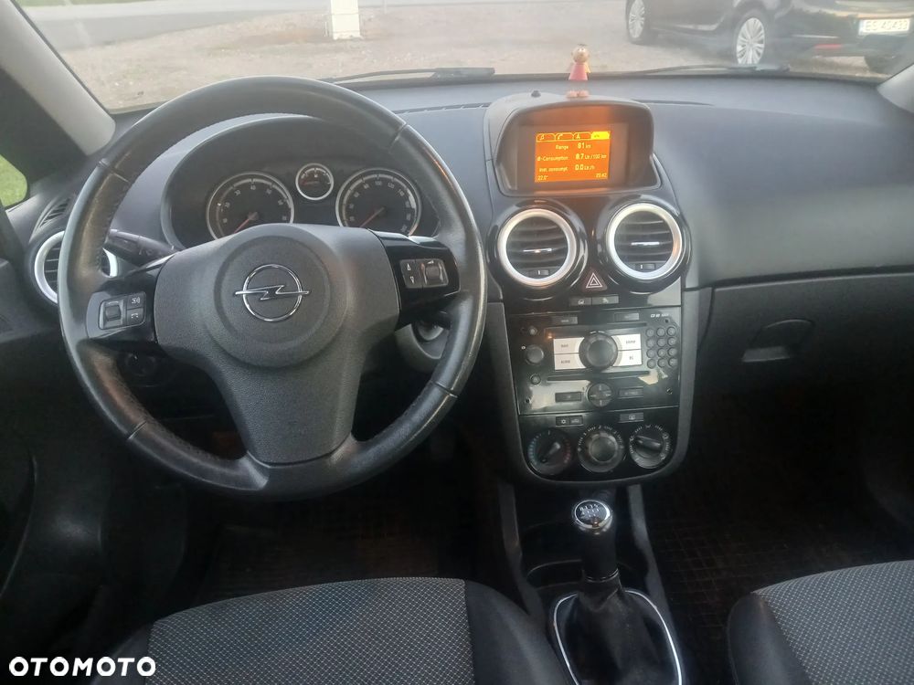Opel Corsa 1.4 16V Innovation 110 Jahre - 27