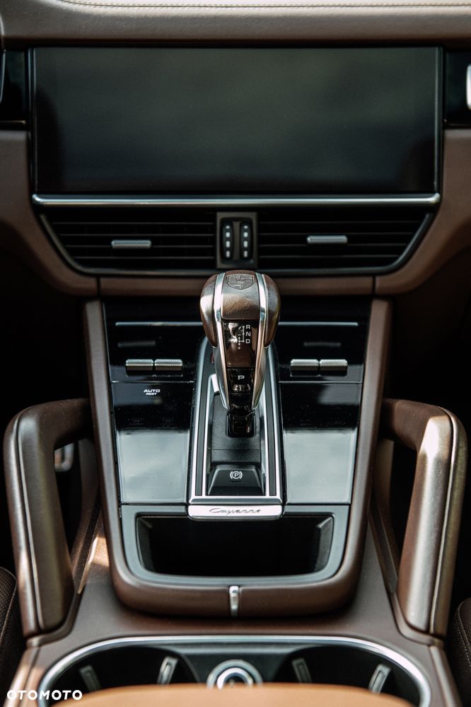 Porsche Cayenne GTS - 30
