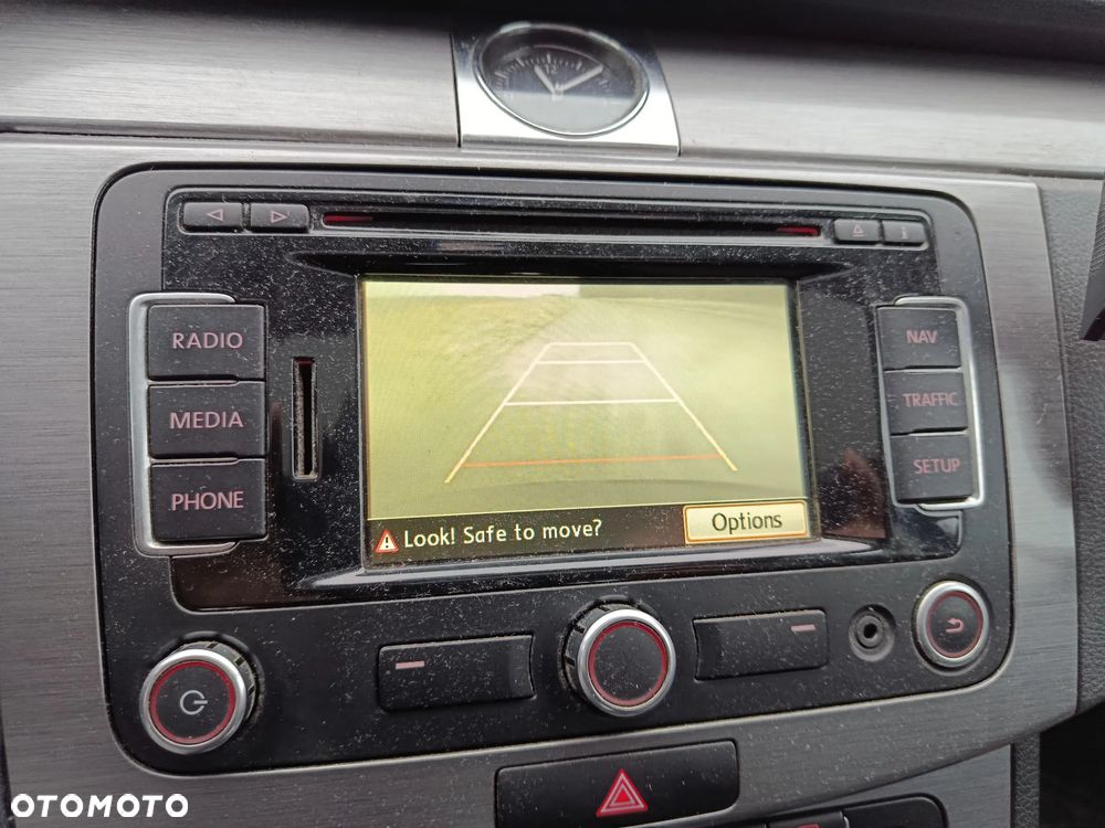 Volkswagen Passat Variant ver-2-0-tdi-dpf-bluemotion-technology-highline - 17