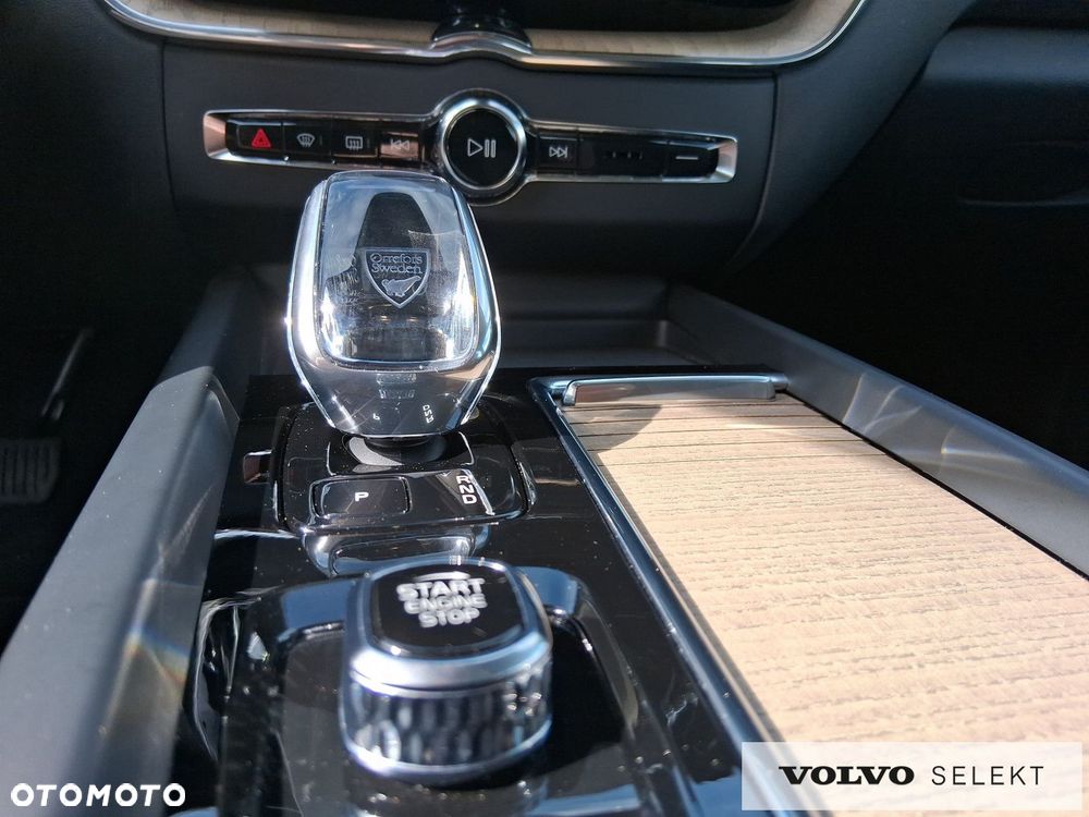Volvo XC 60 - 25