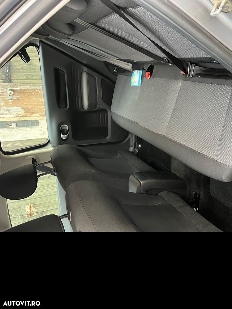 Citroën C4 Cactus 1.2 PureTech S&S BVM Shine - 8