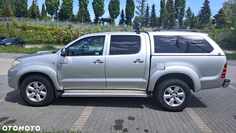 Toyota Hilux 3.0 D-4D Sol - 8