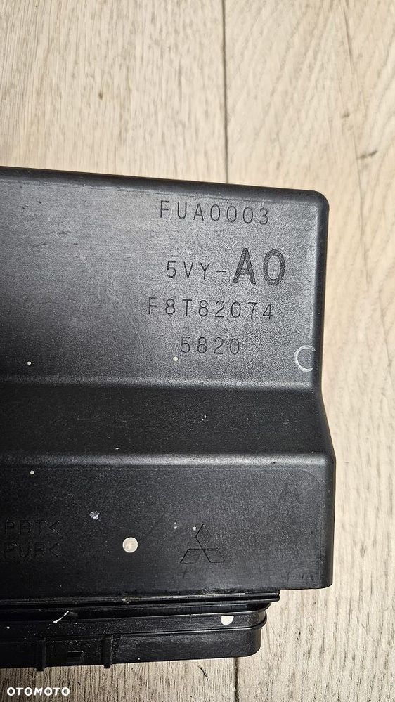 Moduł ECU Komputer Sterownik Yamaha R1 RN12 2004-2005 5VY-A0 F8T82074 - 3