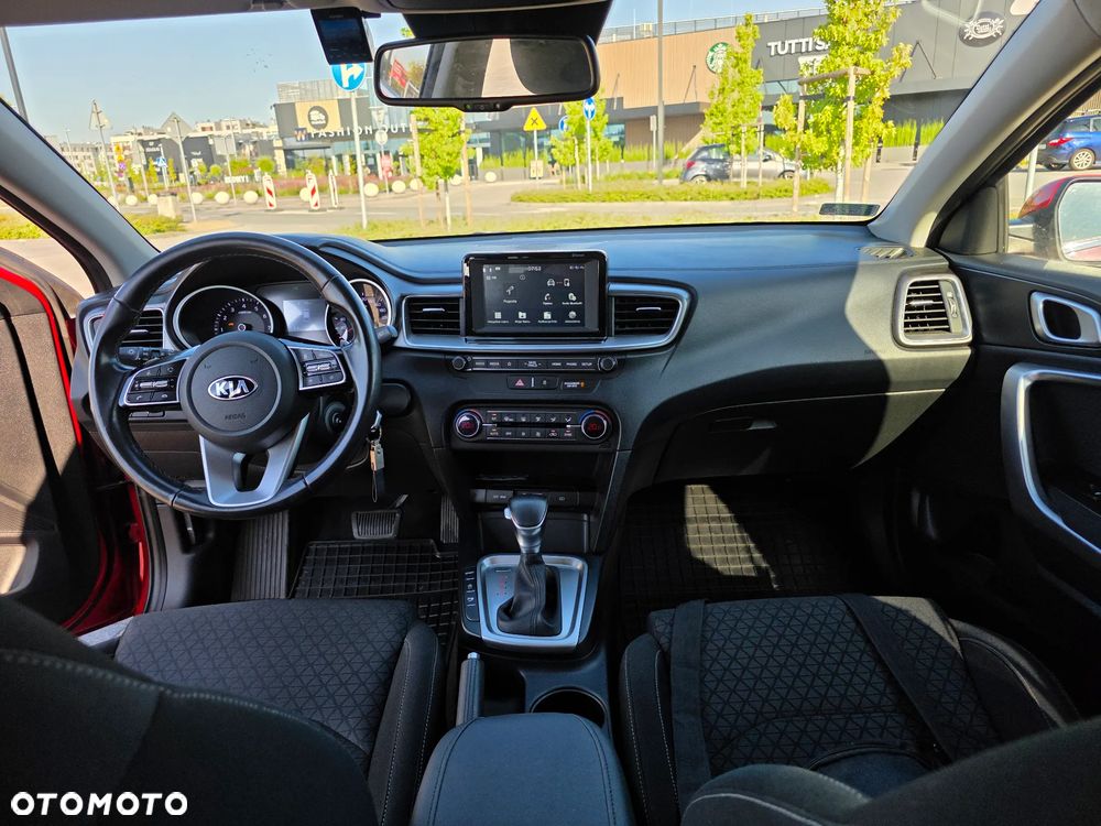 Kia Ceed 1.4 T-GDI M DCT - 11