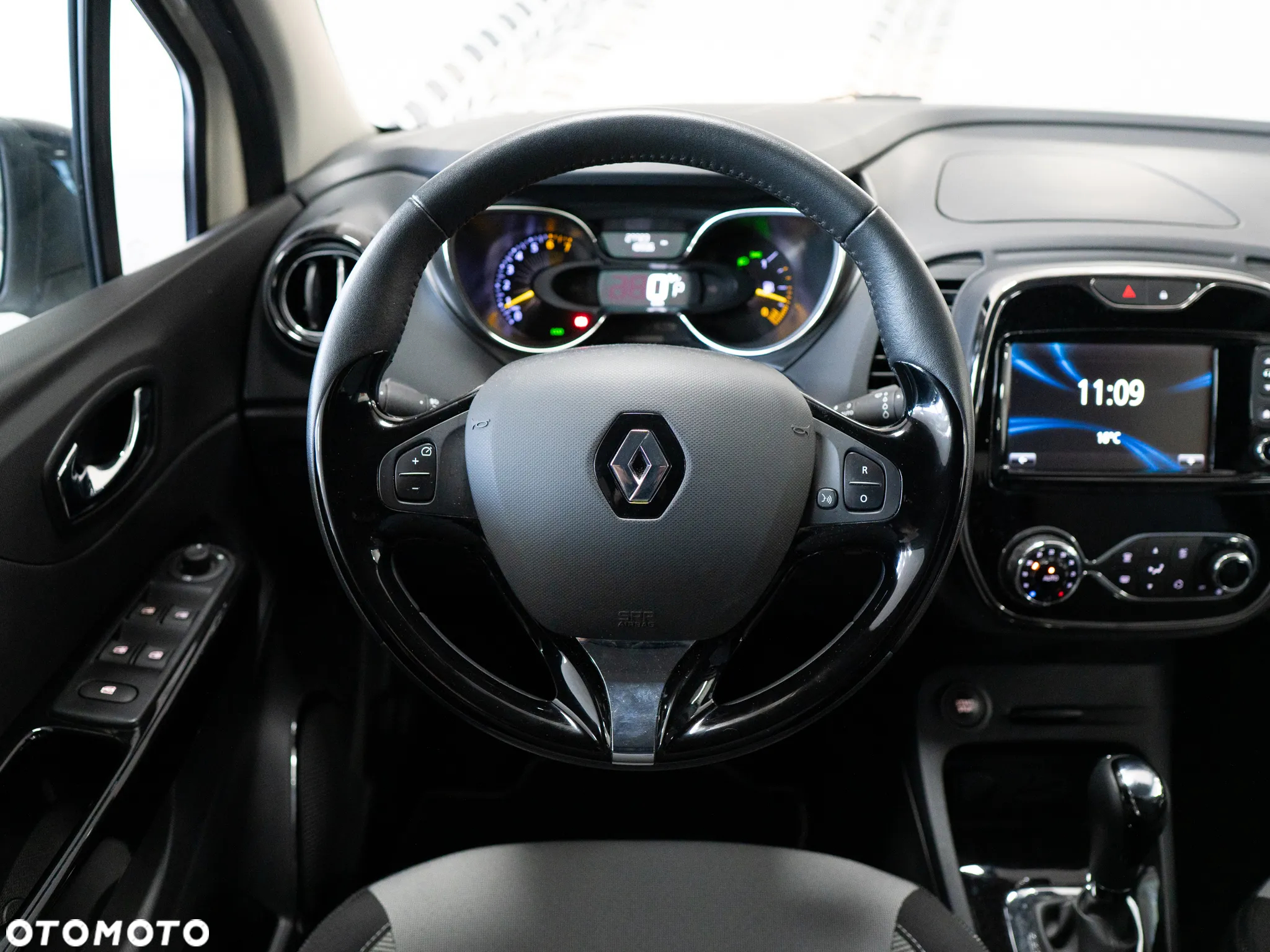 Renault Captur - 28