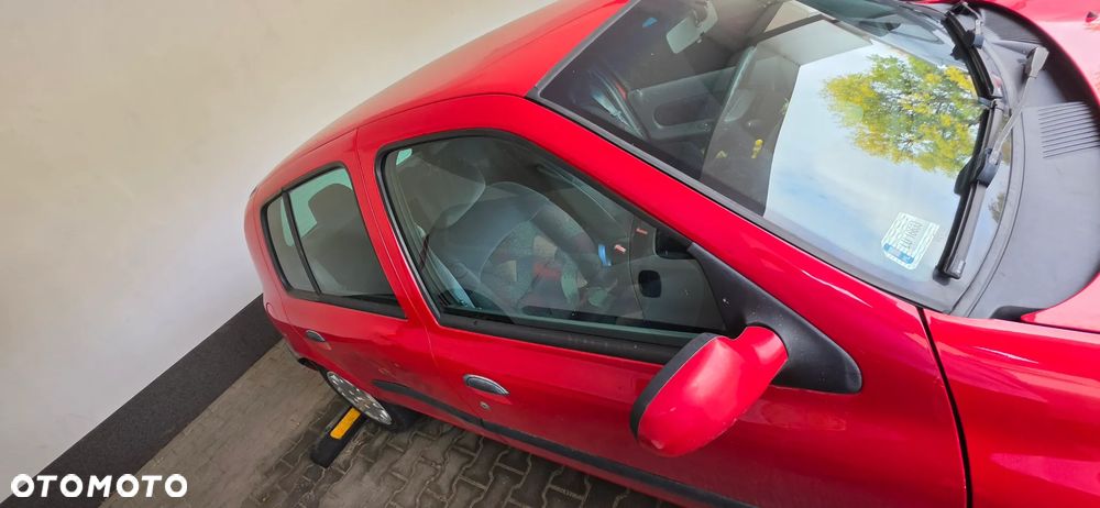 Renault Clio - 6