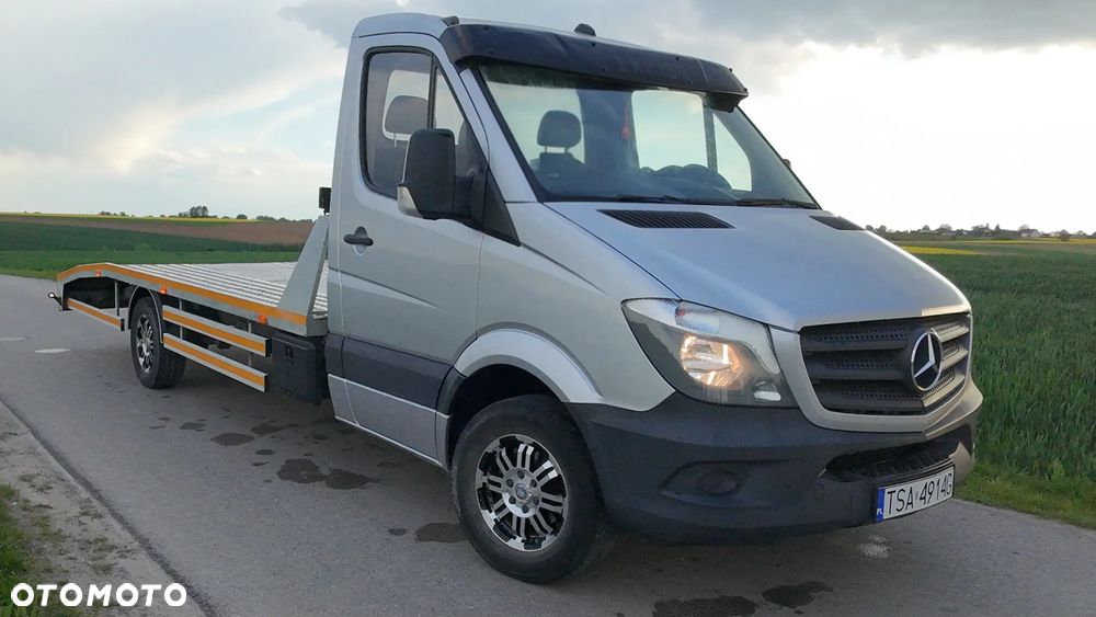 Mercedes-Benz Sprinter 319 - 9