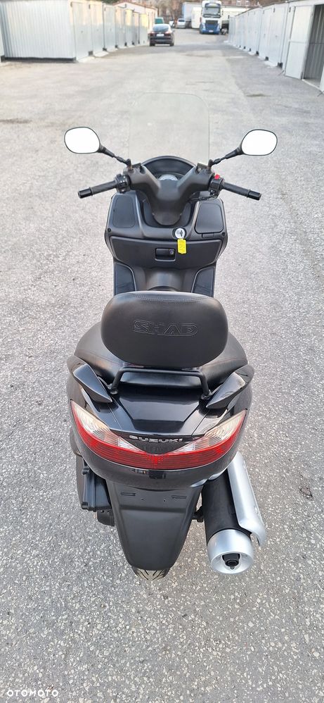 Suzuki Burgman - 8