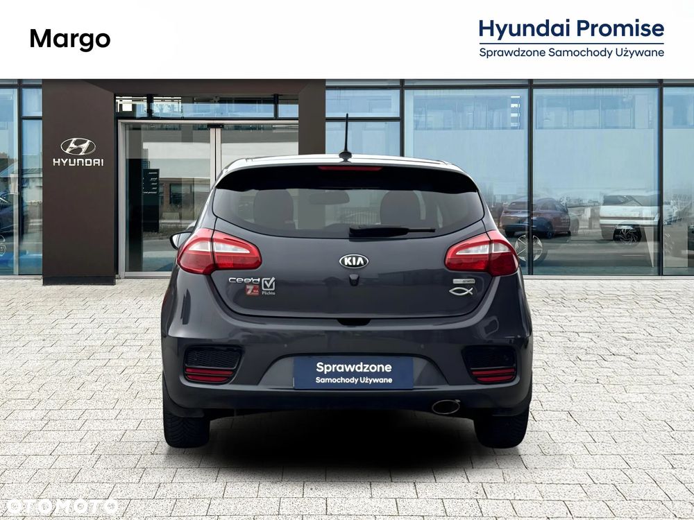 Kia Ceed 1.6 GDI L - 10