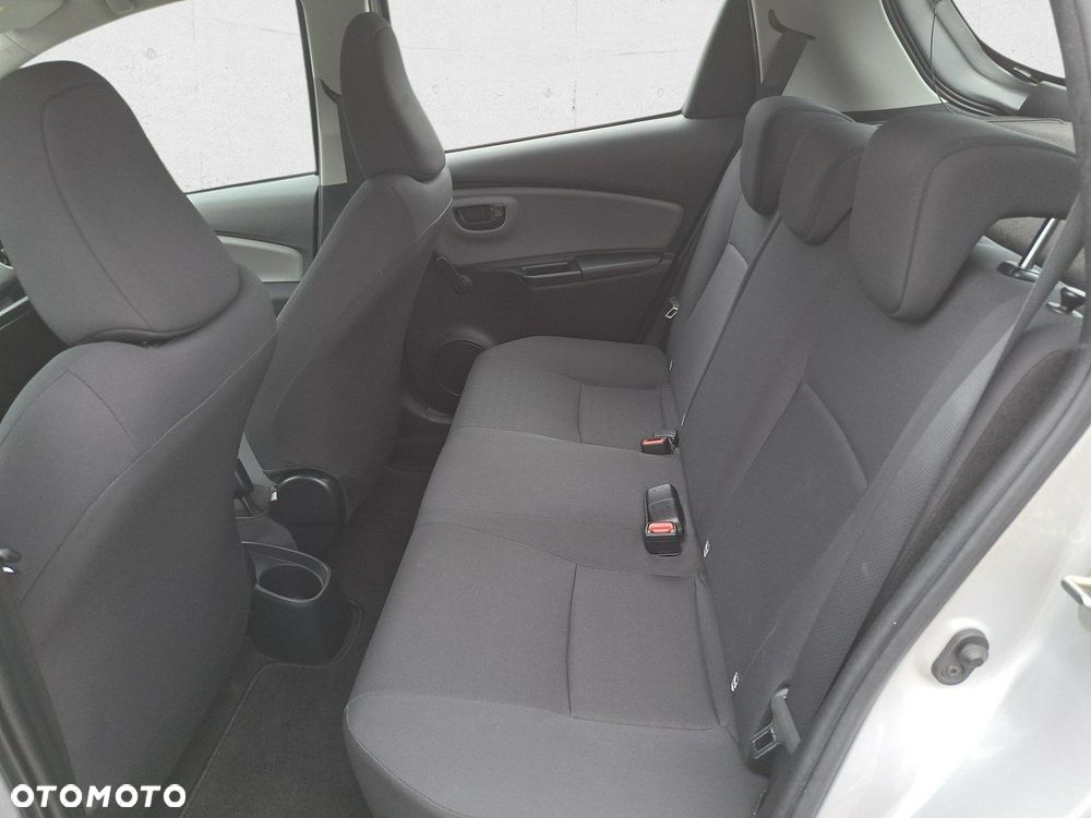 Toyota Yaris - 20