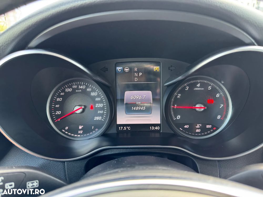 Mercedes-Benz GLC 250 4MATIC 9G-TRONIC AMG Line - 19