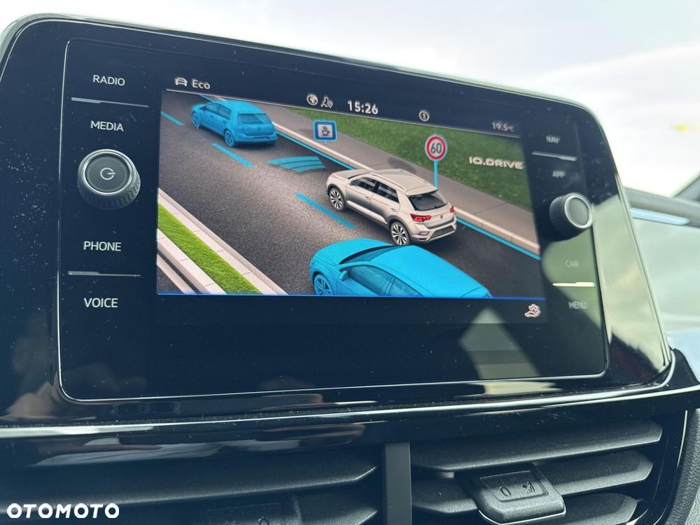 Volkswagen T-Roc - 20