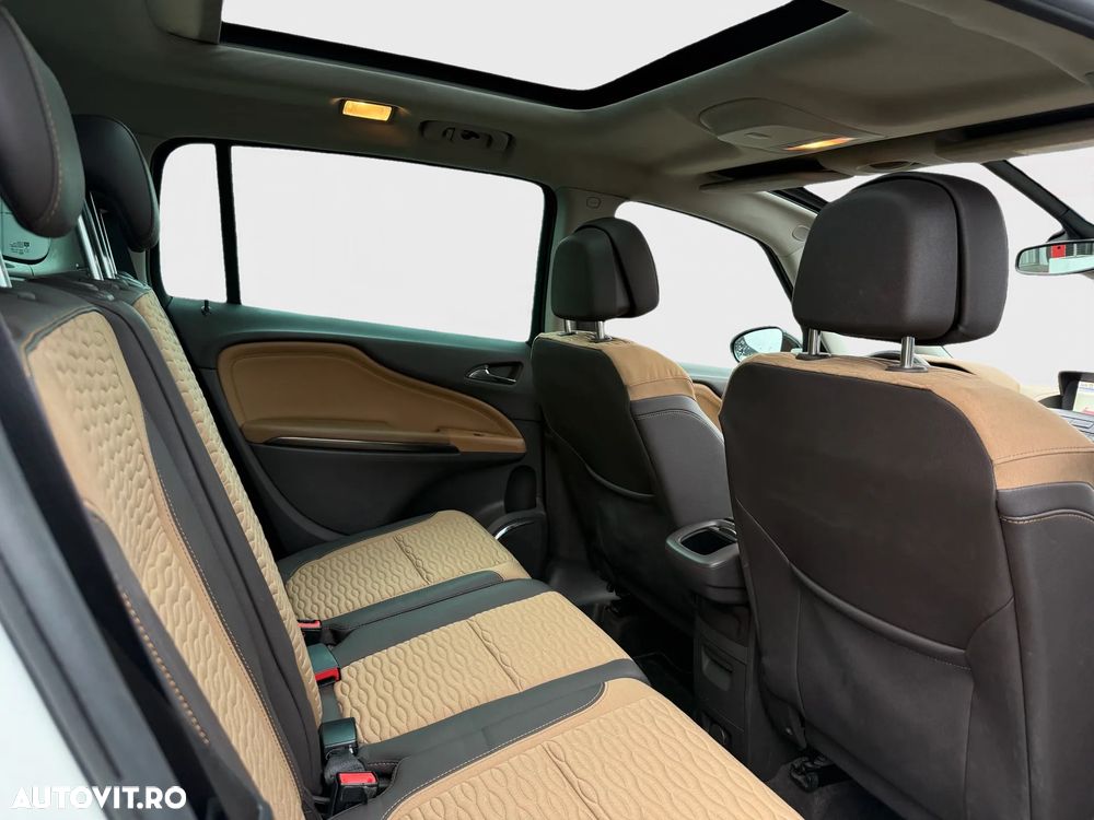 Opel Zafira Tourer 2.0 CDTI Innovation - 13