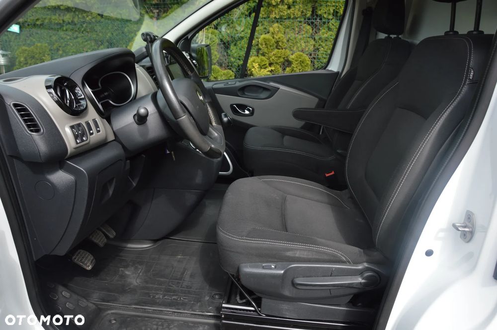 Renault Trafic - 29