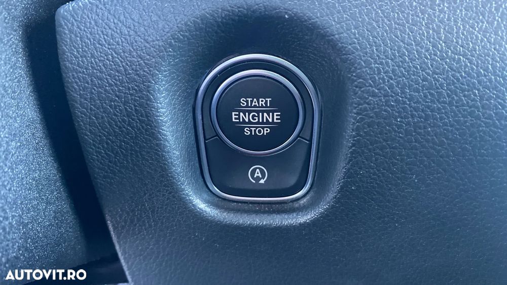 Mercedes-Benz Vito Compact 119 CDI 190CP RWD 9AT Select - 25