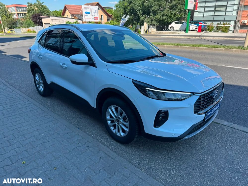 Ford Kuga 1.5 EcoBoost A8 FWD Titanium - 9
