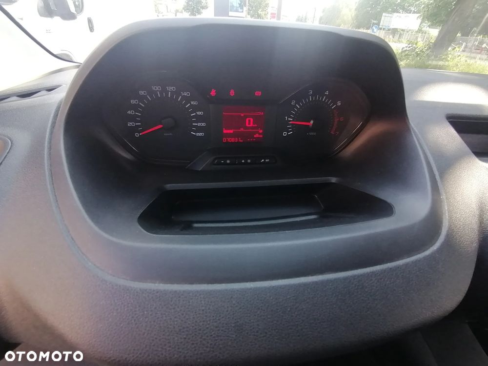 Peugeot Partner 1.5 BlueHDi 102KM! 70tyśkm! klima! 6-biegów! - 28
