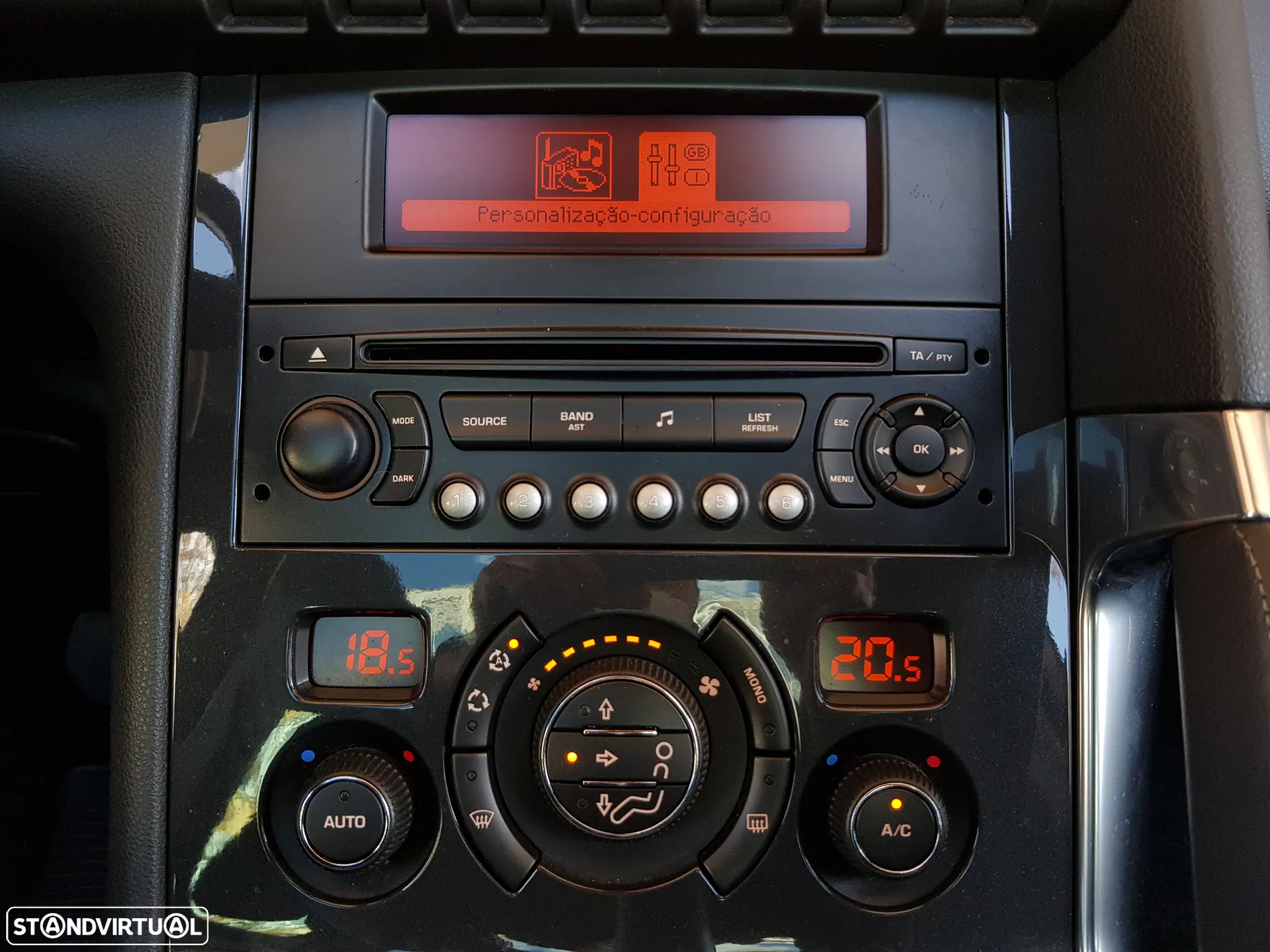 Peugeot 3008 1.6 HDi Sport - 29