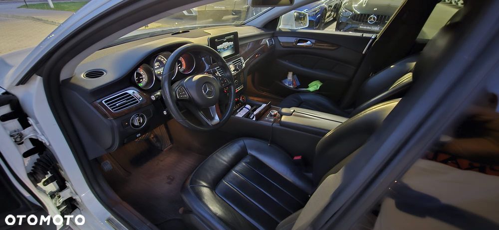 Mercedes-Benz CLS 350 d 4-Matic 9G-TRONIC - 6