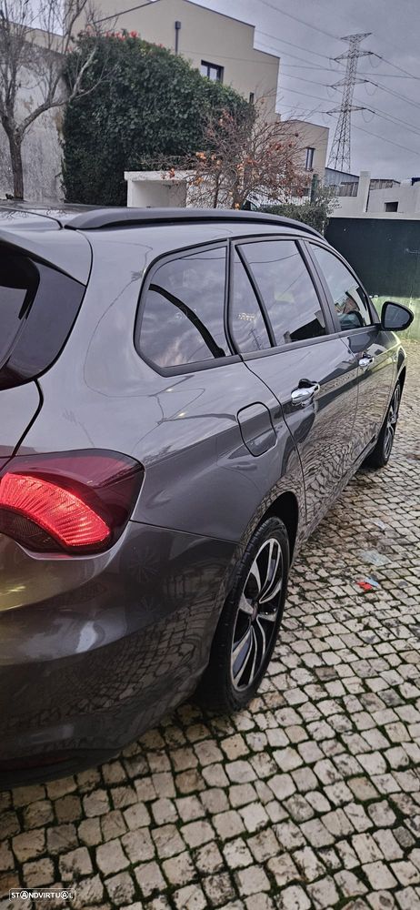 Fiat Tipo Station Wagon 1.3 M-Jet Lounge - 6