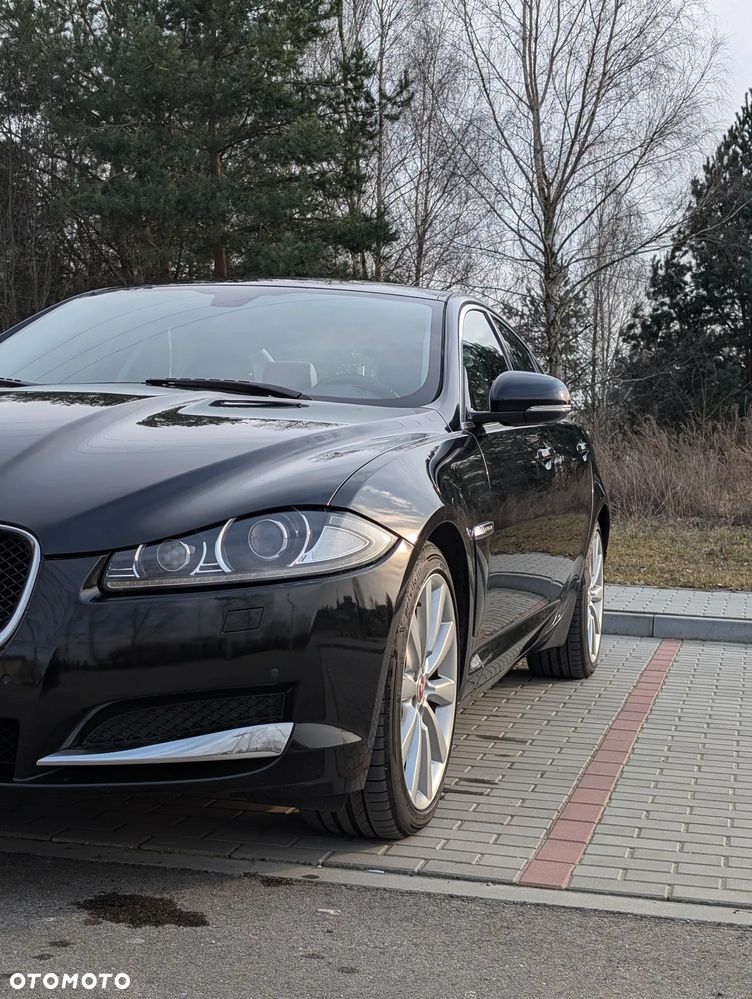Jaguar XF 3.0 V6 D S Luxury - 12
