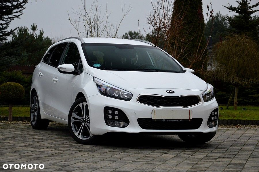 Kia Ceed 1.6 CRDi 136 DCT ISG GT Line - 1