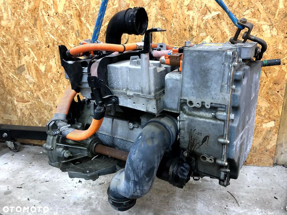 RENAULT ZOE 2012-2019 SILNIK ELEKTRYCZNY KOMPRESOR KLIMATYZACJI MAQ 601 926005020R 290106283R 290K47486R