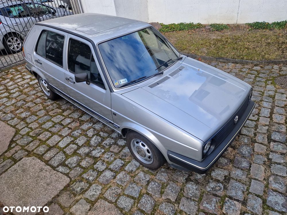 Volkswagen Golf - 14