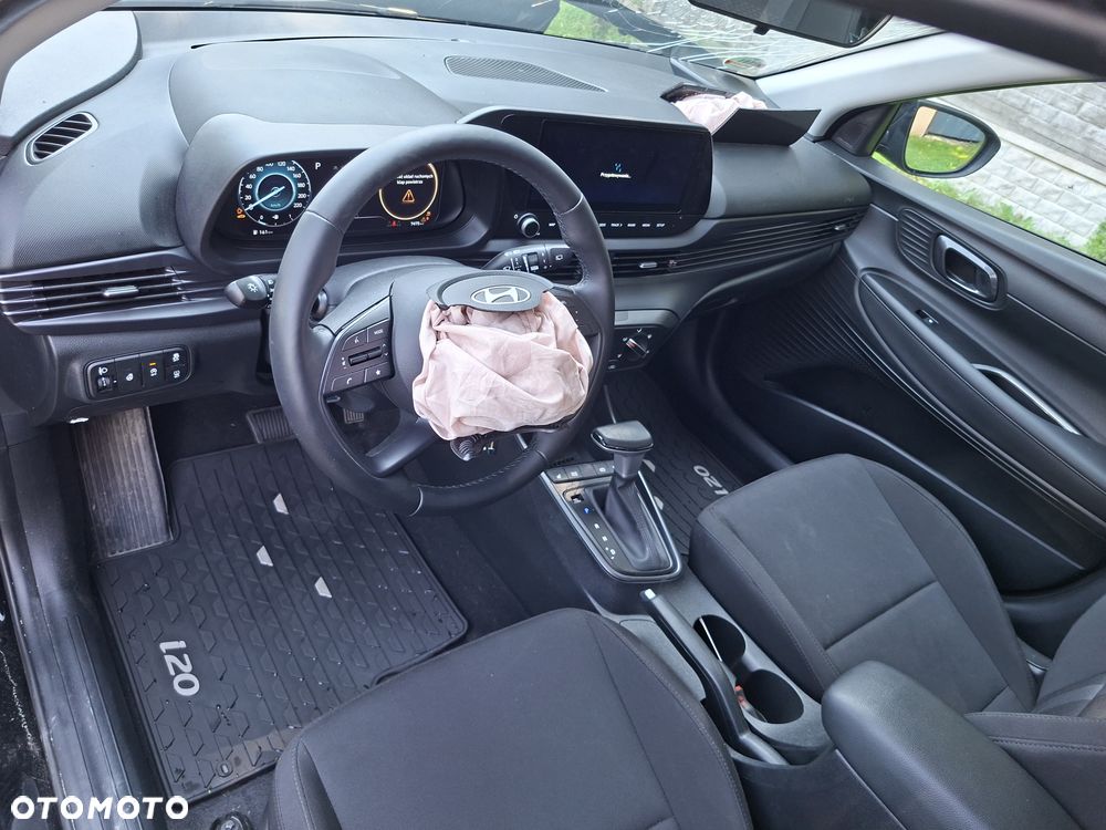 Hyundai i20 1.0 T-GDI DCT Blackline - 11