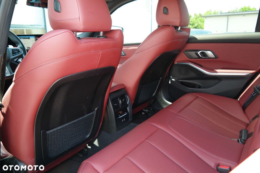 BMW Seria 3 - 11