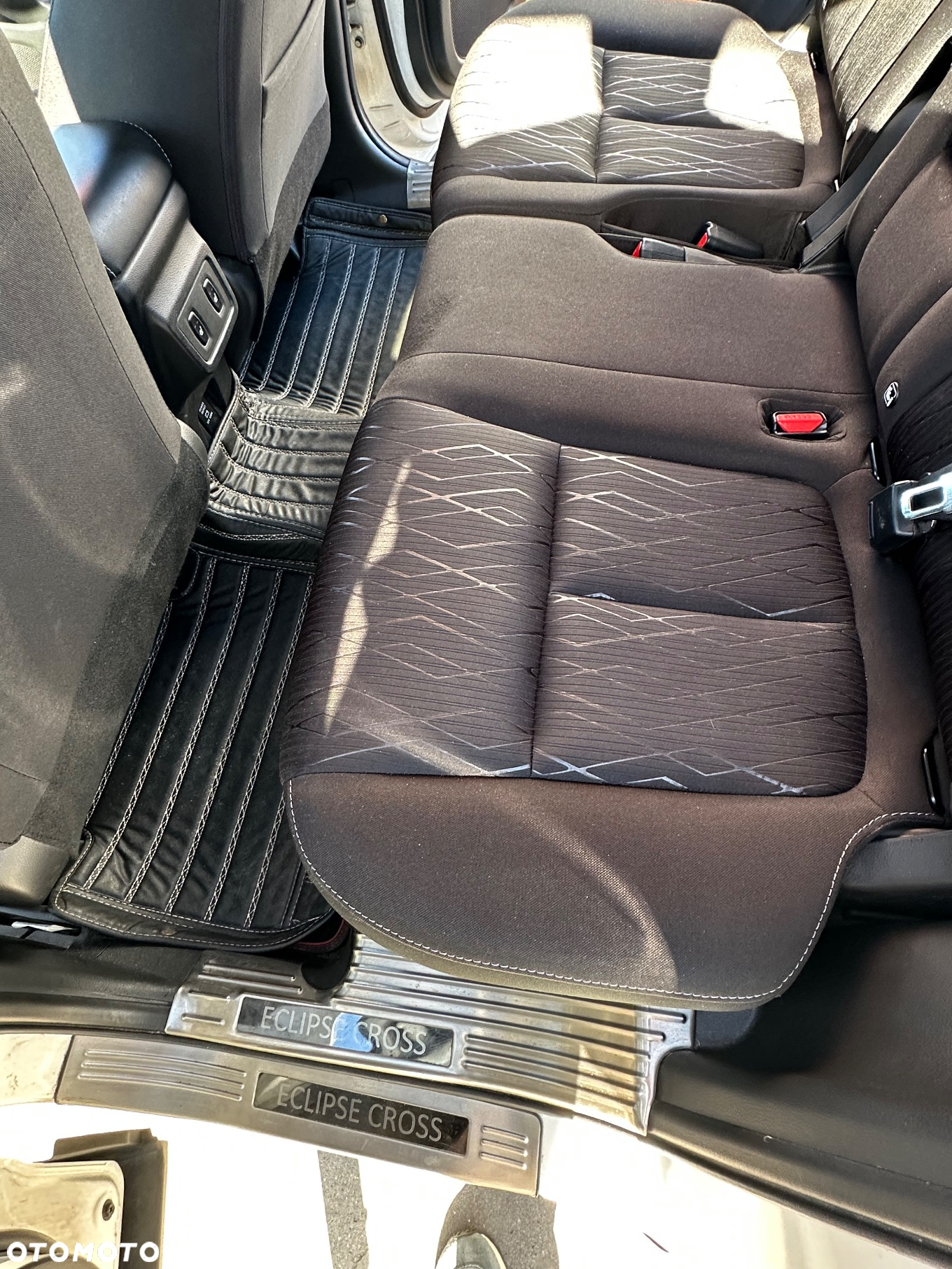 Mitsubishi Eclipse Cross 1.5 T Invite Plus CVT - 8