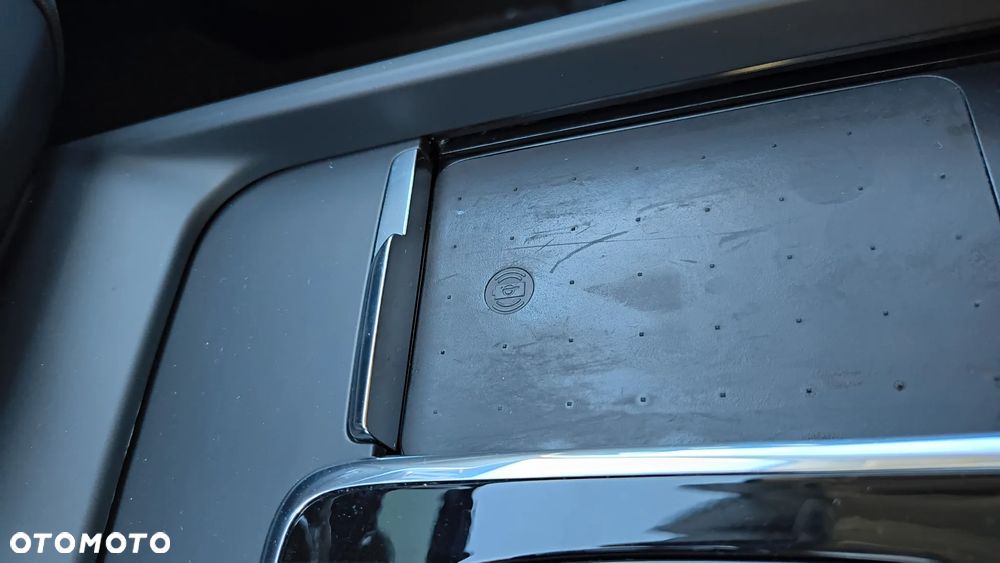 Volvo XC 60 B4 D AWD Inscription - 28