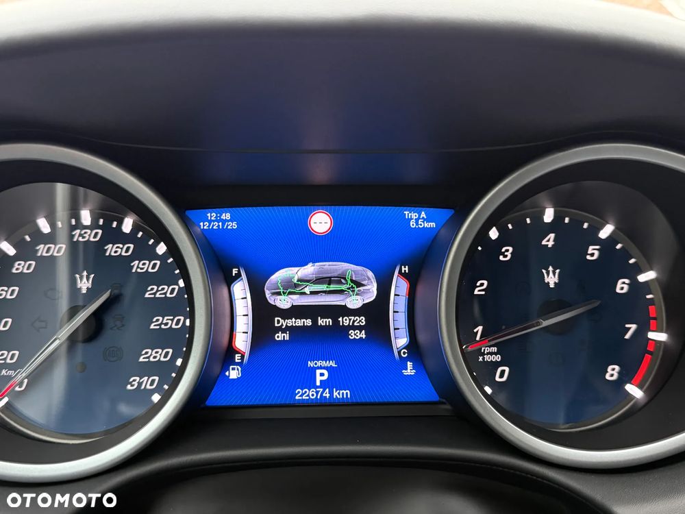 Maserati Ghibli S Q4 GranSport - 27