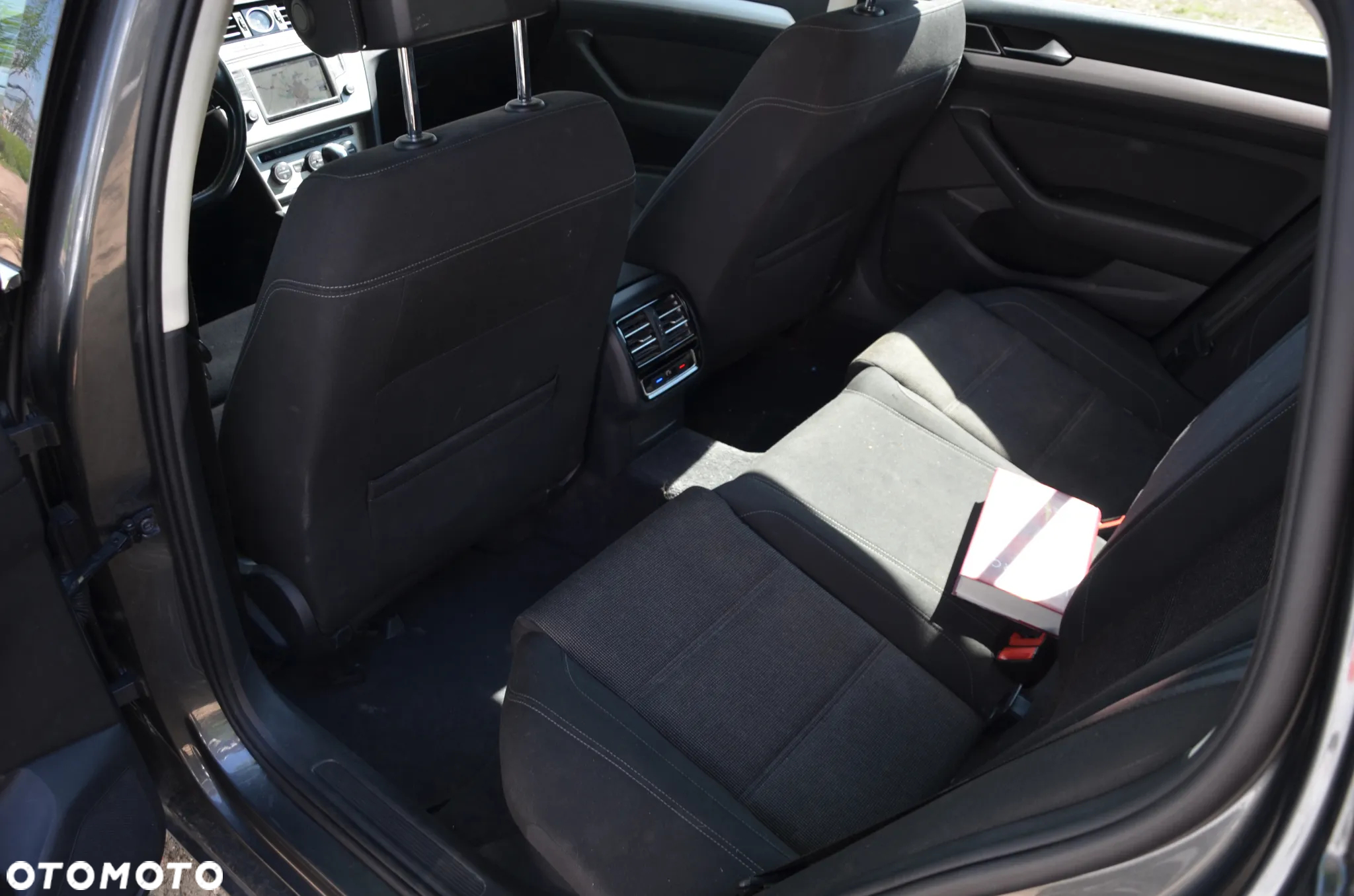 Volkswagen Passat 2.0 TDI 4Mot Elegance DSG - 21