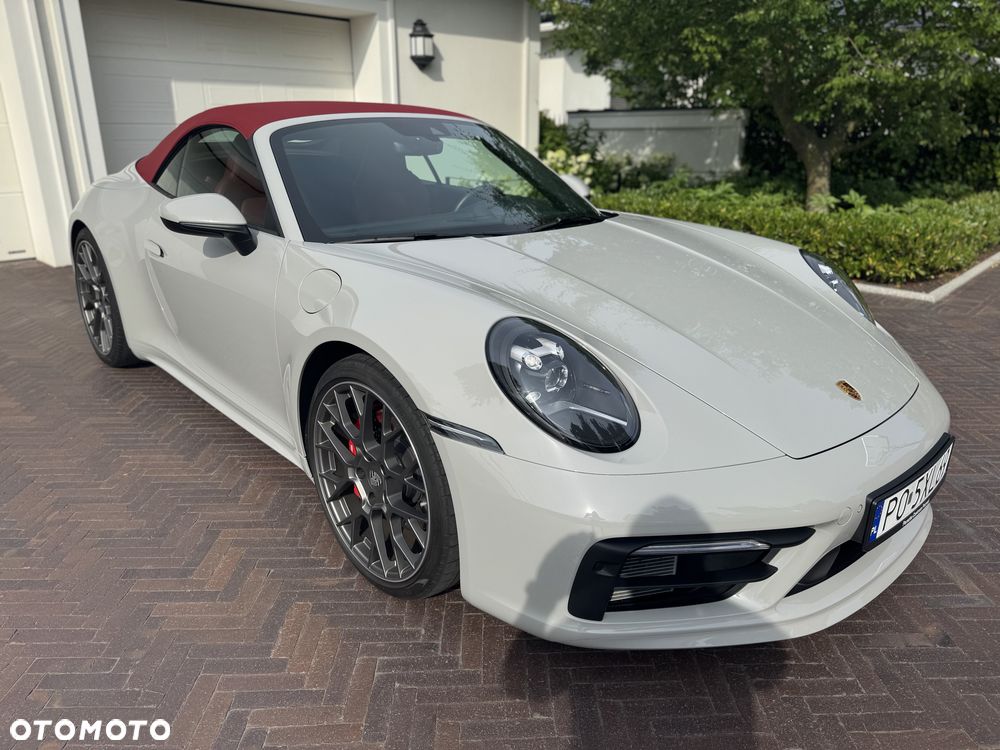 Porsche 911 Carrera 4S - 10