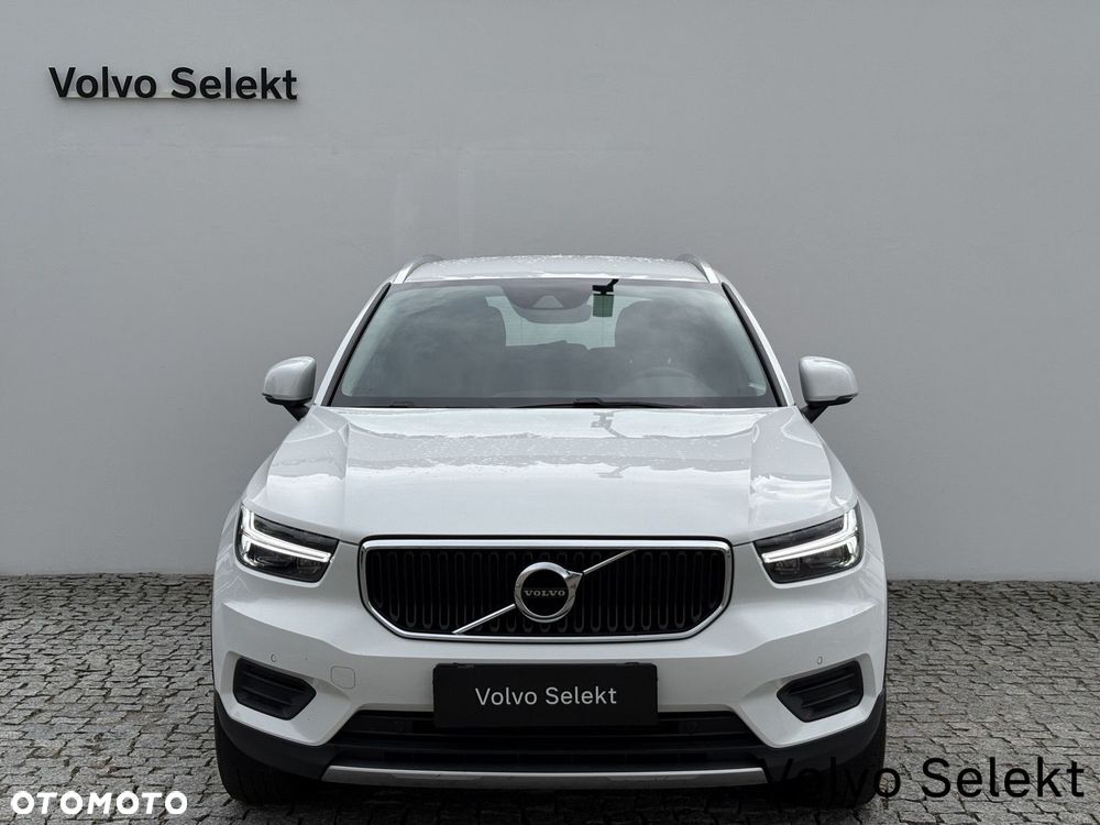 Volvo XC 40 - 3
