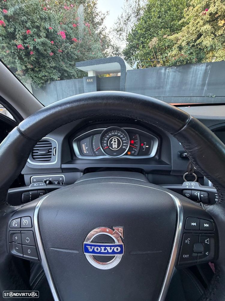 Volvo V60 - 13