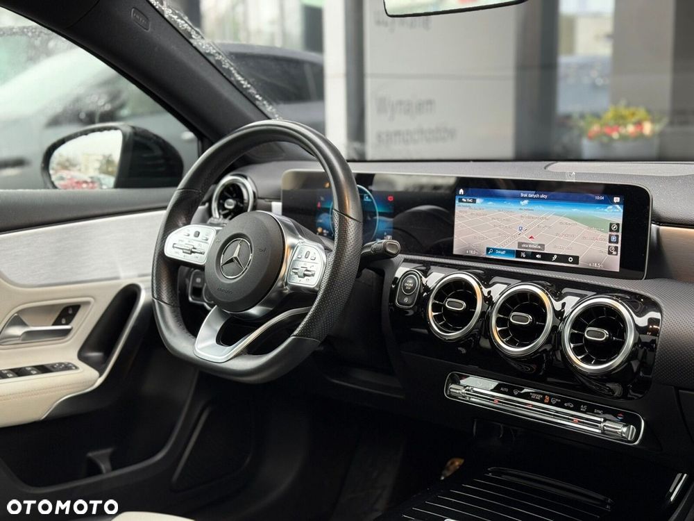 Mercedes-Benz Klasa A 200 AMG Line 7G-DCT - 14