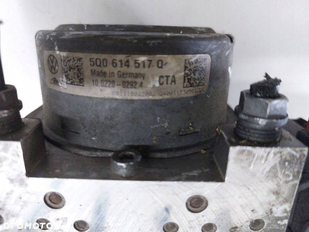 skoda octavia iii golf vii audi a3 8v sterownik pompa abs 5q0907379r - 3