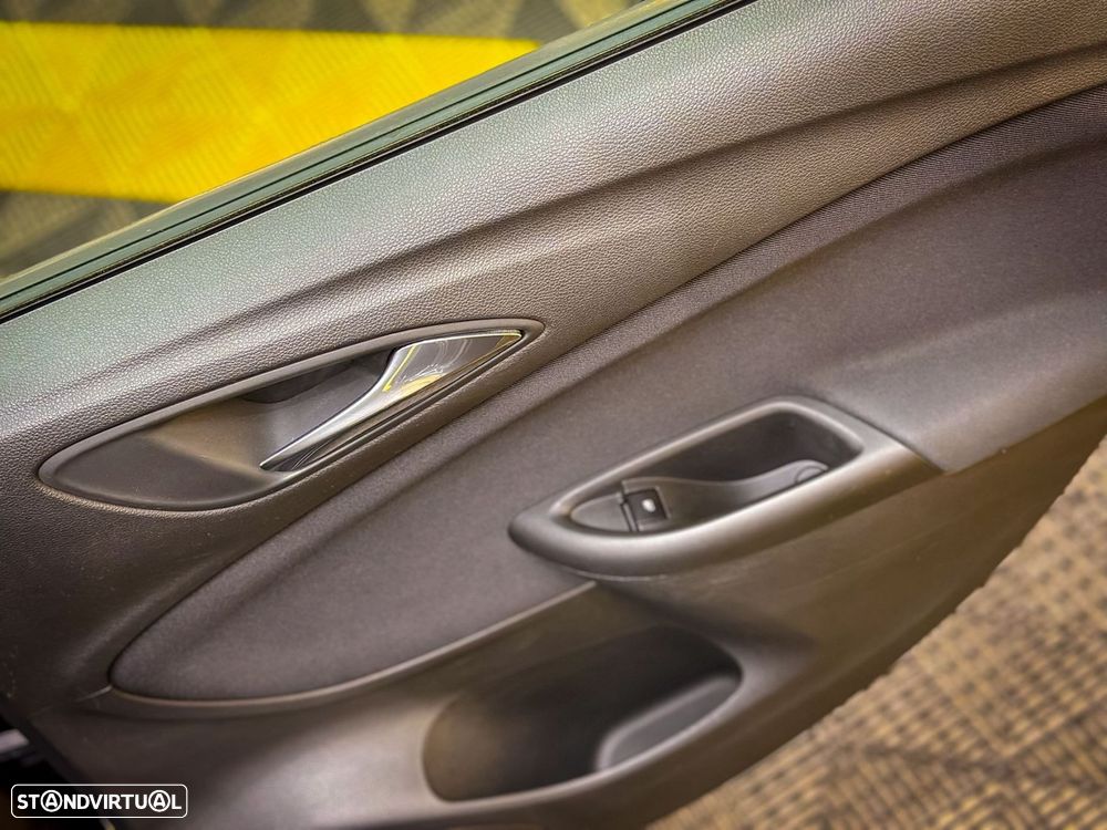 Opel Astra 1.6 CDTI Business Edition S/S - 35