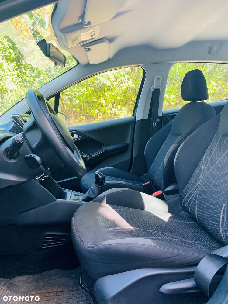 Peugeot 208 1.4 HDi Access - 6