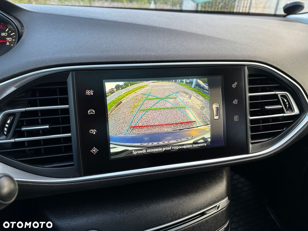 Peugeot 308 - 16