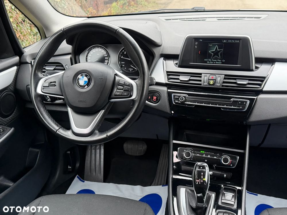 BMW Seria 2 218i GPF - 8