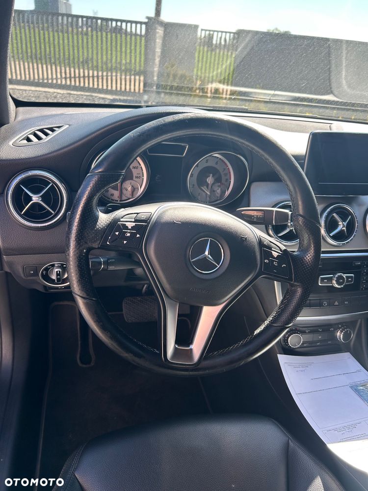 Mercedes-Benz CLA - 7