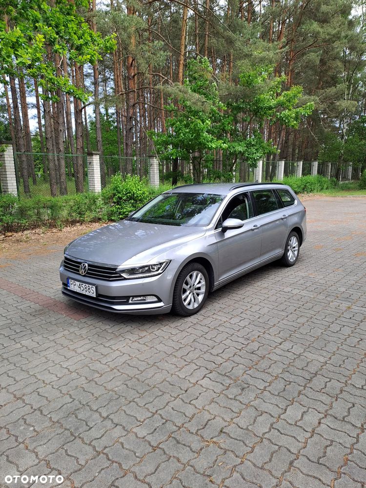 Volkswagen Passat 1.6 TDI (BlueMotion Technology) Comfortline - 1
