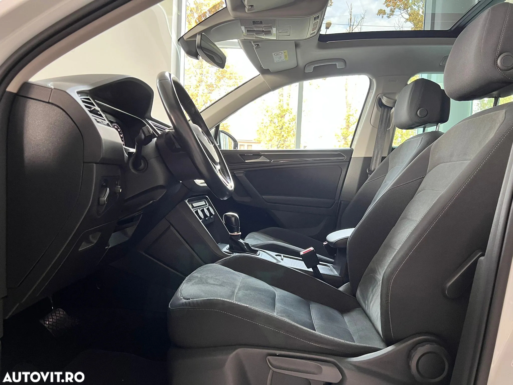 Volkswagen Tiguan - 10